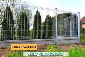 Read more about the article Ogrodzenie 3D – ocynk 5 mm na podmurówce 25 cm