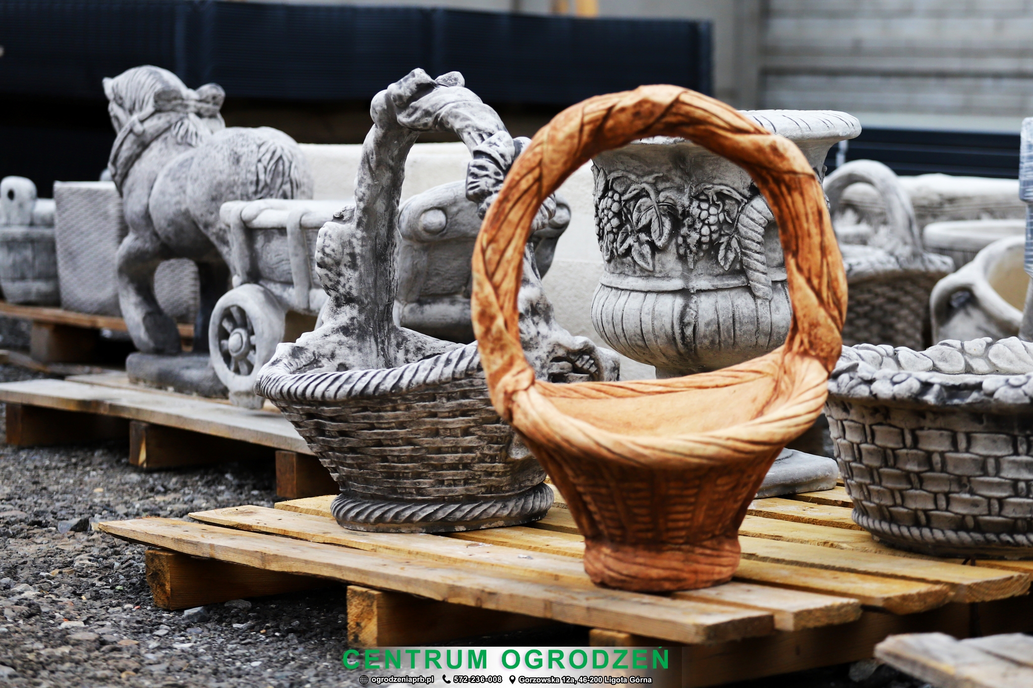 Read more about the article Figury ozdobne do ogrodu